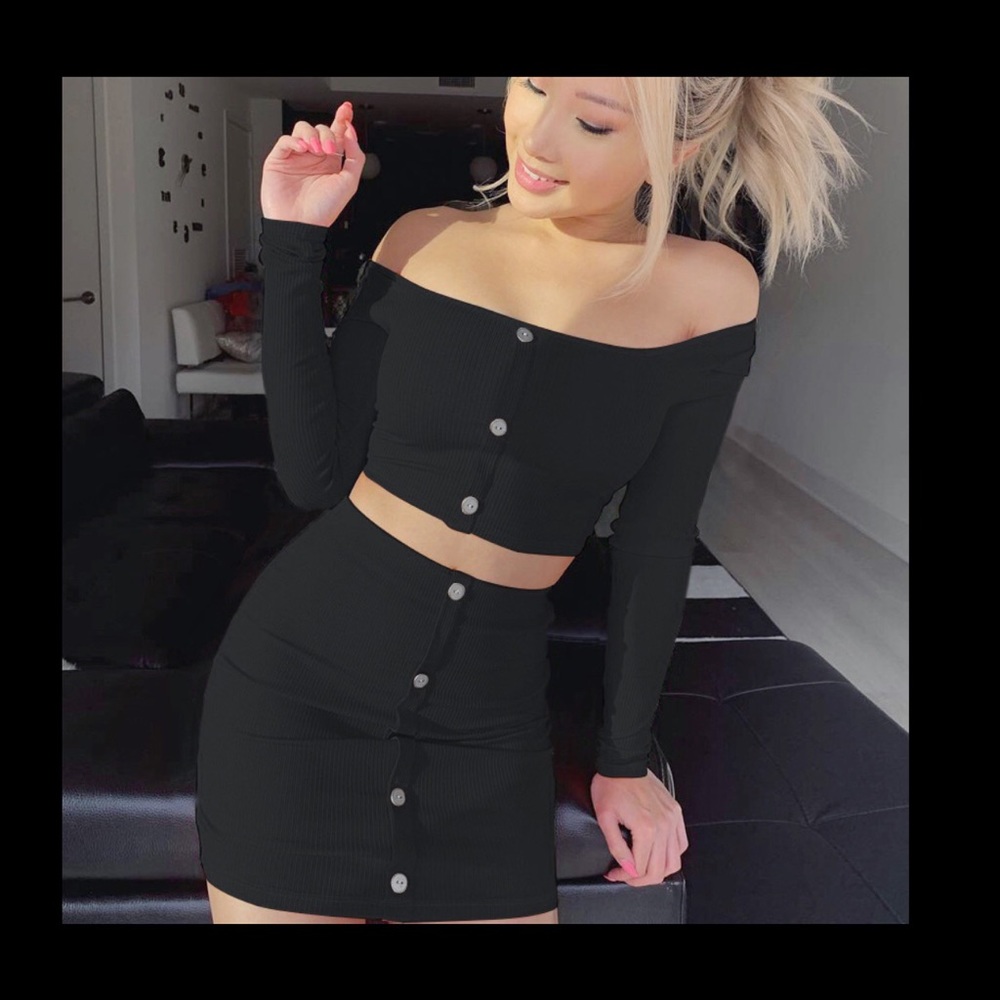 2 piece skirt and long sleeve crop top